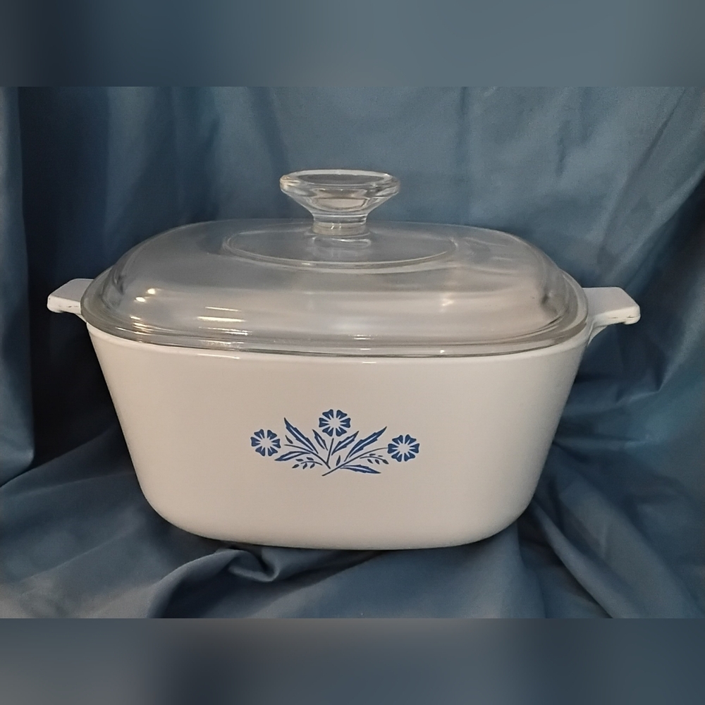Corningware "Blue Floral"  2.5 Quart Casserole Dish